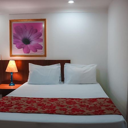 Hotel Dan Inn Curitiba Centro By Nacional Inn Luaran gambar