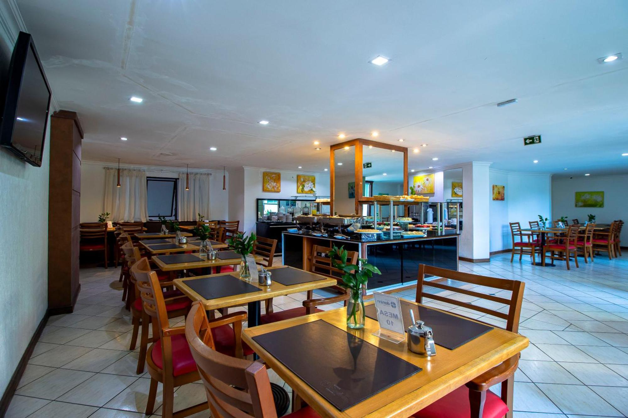 Hotel Dan Inn Curitiba Centro By Nacional Inn Luaran gambar